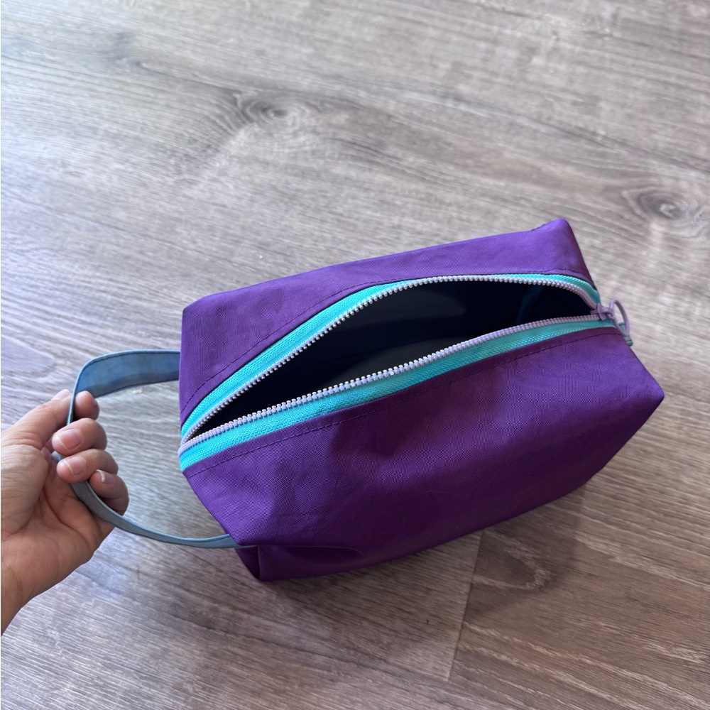 Handmade Nylon Dopp Kit - Picture 7 of 16